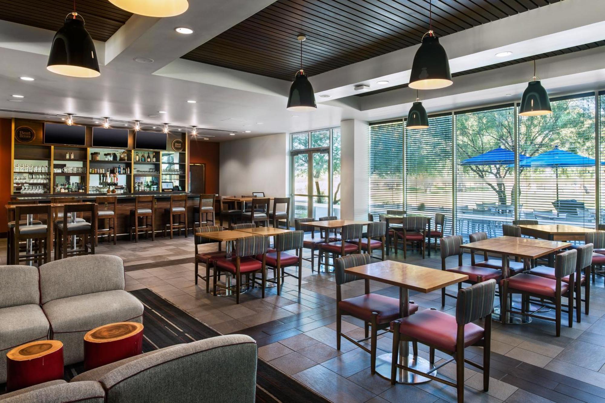 Four Points By Sheraton At Phoenix Mesa Gateway Airport Kültér fotó