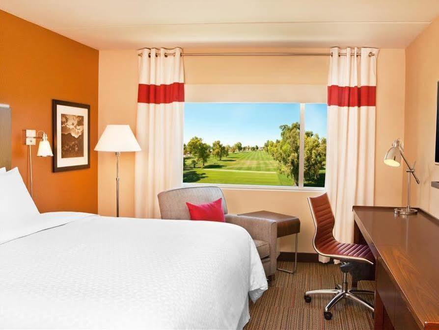 Four Points By Sheraton At Phoenix Mesa Gateway Airport Kültér fotó